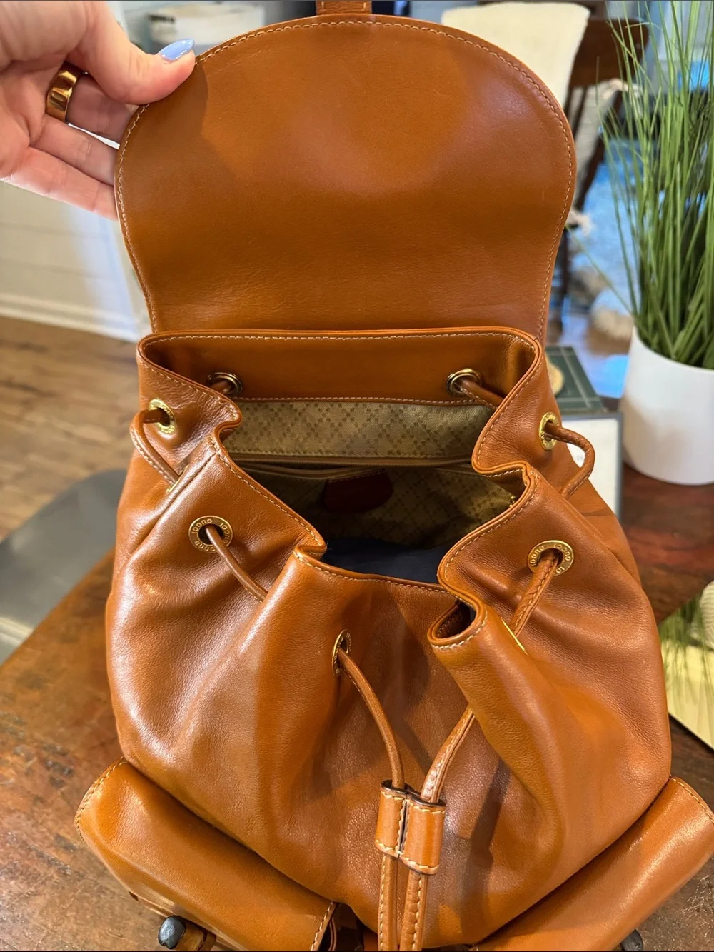 🩵Gucci Vintage (1990s) Tan Leather Bamboo-Handle Backpack - Authentic